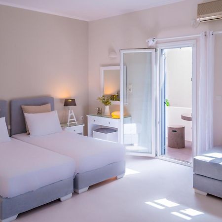 Milos Bay Suites 아다마스 외부 사진