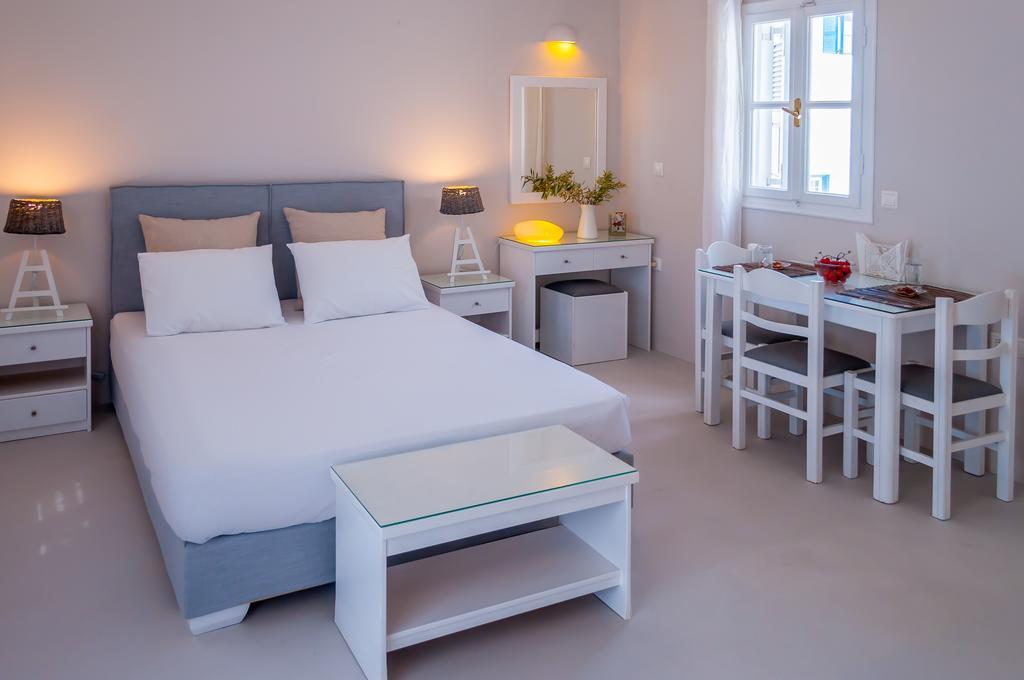 Milos Bay Suites 아다마스 객실 사진