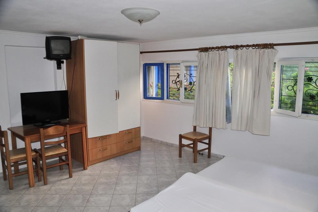 Milos Bay Suites 아다마스 외부 사진