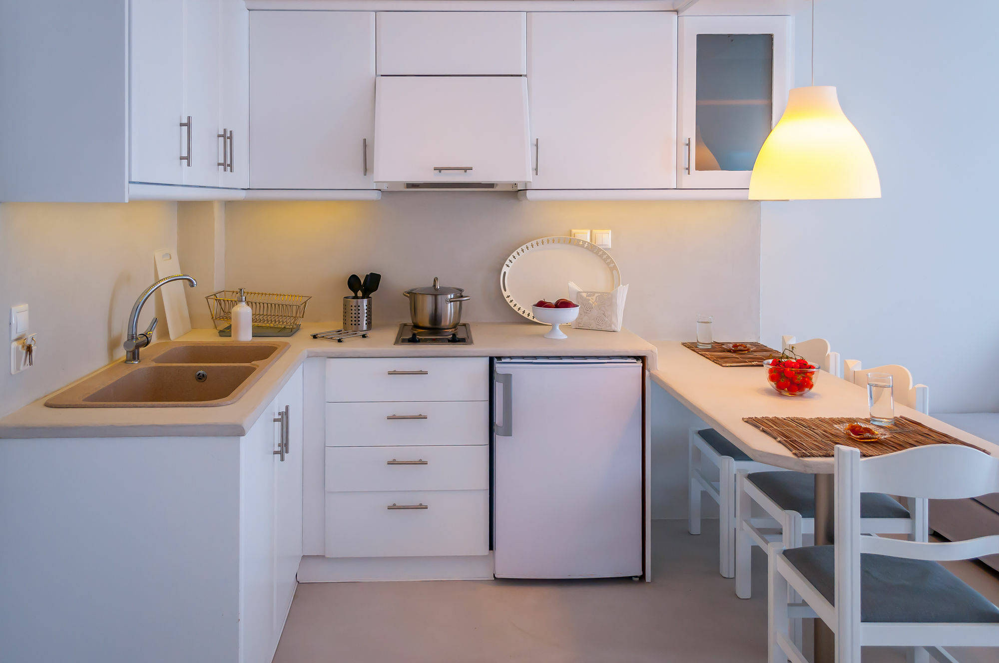 Milos Bay Suites 아다마스 외부 사진