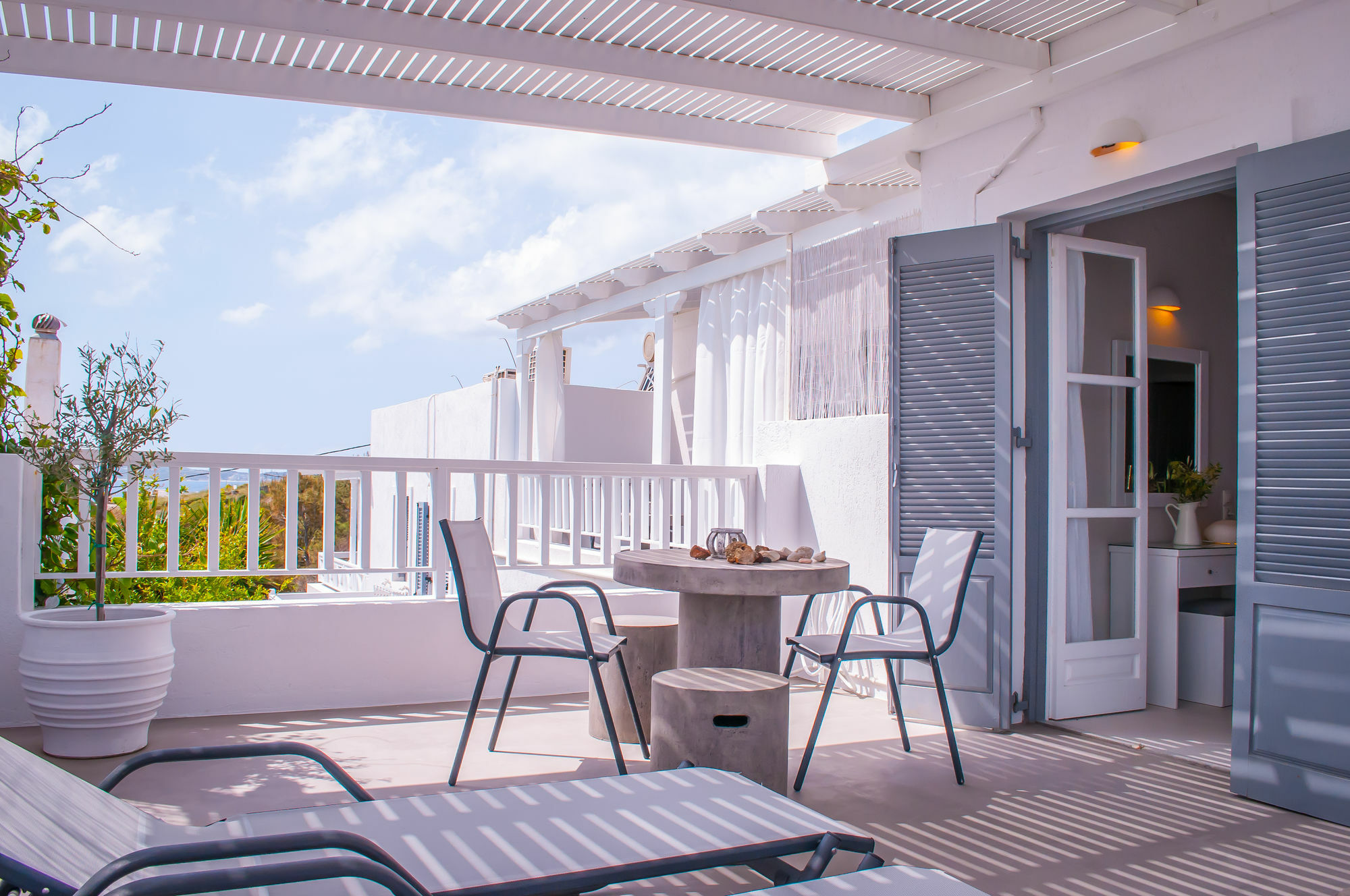 Milos Bay Suites 아다마스 외부 사진